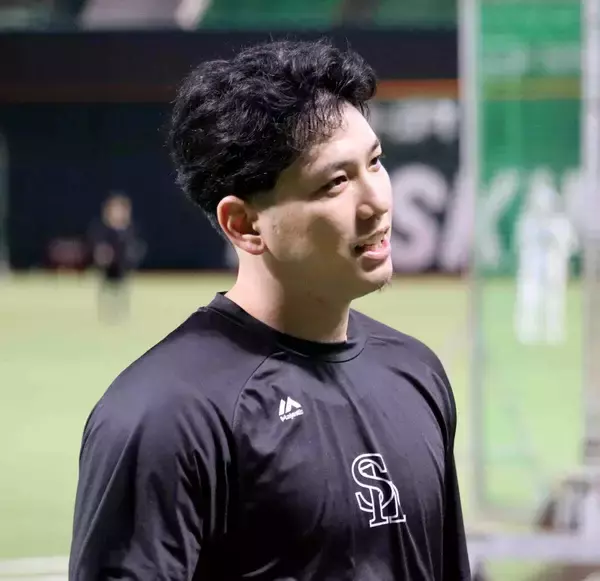 【ソフトバンク】栗原陵矢が居残り特打で２０発　ライブＢＰではモイネロから中前打　ＣＳ最終ステージへ順調な仕上がり