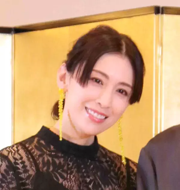 雛形あきこ、夫・天野浩成の母は“バツ４”「だから、本当に自由にさせてもらってます。結婚する時も…」