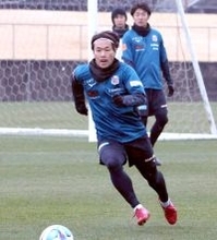 【Ｊ２札幌】１０年ぶり復帰・ＭＦ堀米悠斗がコンサへ「恩返し」の開幕誓う「結果で示すしかない」８日いわき戦