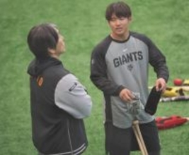 【巨人】石塚裕惺、坂本勇人、ダルベックが三塁に入る予定…那覇キャンプ初日シートノック
