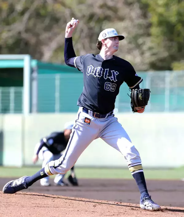 【オリックス】２１３センチ右腕・ジェリーがハプニング？乗り越え好発進「彼女に怒られる」１回を無安打無失点