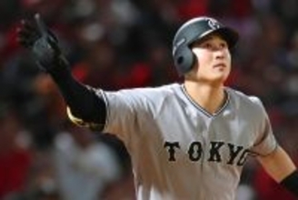 巨人・泉口友汰「マーさんに負けをつけるわけにはいかない」崖っぷち９回に逆転Ｖ２ラン