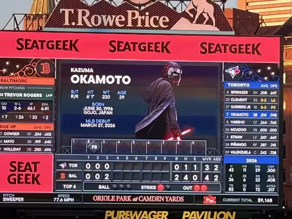 岡本和真、敵地で悪役に大変身　スター・ウォーズ・ナイトで「カイロ・レン」に…反撃１２号２ランで大逆転勝ち立役者