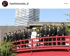 中村橋之助「僕のお願いでみんなに揃ってもらって撮りました！」一門集合写真を披露…能條愛未との挙式から１週間