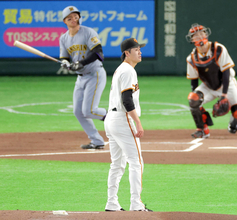 【巨人】西舘勇陽いきなり被弾　中大の１学年先輩・森下に特大ソロ献上　首位攻防第２Ｒ