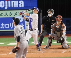 【ＤｅＮＡ】筒香嘉智がＮＰＢ通算２５０号＆村田修一を抜いてハマスタ単独最多の１４８本塁打　天国の渡辺元智さんにささげる一発