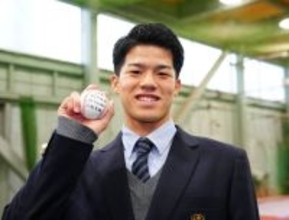 【ＤｅＮＡ】育成１位・清水詩太が７時間長旅の車中で爆睡入寮　憧れは「宮崎さん」