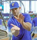 「【ＷＢＣ】ベネズエラ代表コーチの元巨人“サメダンス”パーラ、日本のキーマンは「大谷だ。大谷と山本だ。全員だな」」の画像1