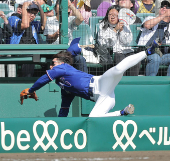 【中日】緊急搬送の福永裕基は頭部から出血　会話できたが、井上一樹監督「検査で何もないことを祈る」特例抹消が濃厚