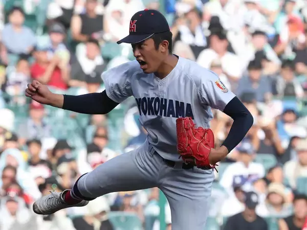 【甲子園】横浜は織田翔希が先発　圧巻１０奪三振完封から中１日　強打の智弁和歌山と準決勝…準々決勝では甲子園最速１５６キロを７度