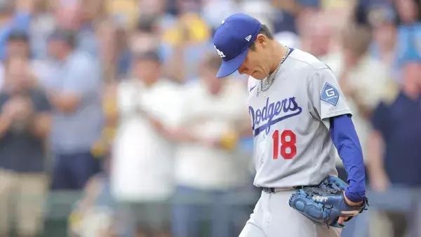山本由伸が振り返った最短ＫＯの分岐点　ＡＢＳチャレンジせず四球「ちょっと際どすぎたので…」　外角ギリギリのカットボール　捕手スミスも要求せず　ロバーツ監督は不満顔