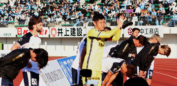 磐田は来季もＪ２…ドローでリーグ成績上位の徳島が決勝へ…ＧＫ川島永嗣「この悔しさを強さに変える」