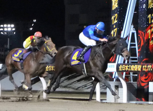 【全日本２歳優駿】パイロマンサー無傷３連勝でＪｐｎ１初制覇　岩田望来騎手「ヒヤッとしたけど勝ち切ってくれた」