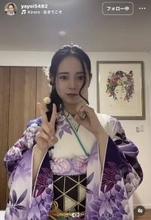 兄は結婚発表のプロ野球選手　宮城弥生、二十歳のつどいの華やか紫振り袖姿が美しい！「素敵」「花束あげます」「嬉しい事続き」