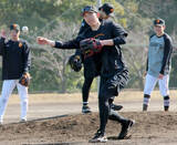 「【巨人】戸郷翔征がポーカーフェースのドラ１・竹丸和幸に「殻を破って」…投手会も開催予定「早く笑顔を引き出せれば」」の画像1