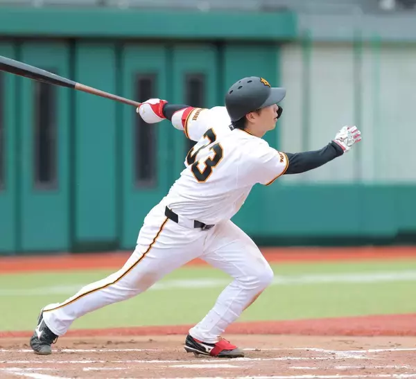 【巨人】小浜佑斗が２安打２盗塁　ファームリーグ・中地区トップタイの１７盗塁…２軍・西武戦