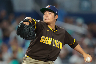 松井裕樹がピンチで登板、ダメ押し適時打許す　失点は０で３７登板、防御率２・２２