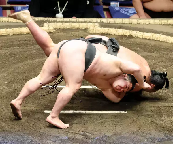 幕下・炎鵬が白星発進　３２歳を迎える２０２６年は「自分にとっても勝負の年。しっかり覚悟を決めてやっていきたい」