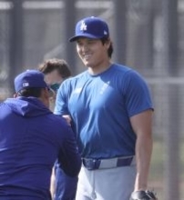 大谷翔平がキャンプ地で自主トレ　ＷＢＣ＆日本時間１４日のキャンプインへ向けて着々準備