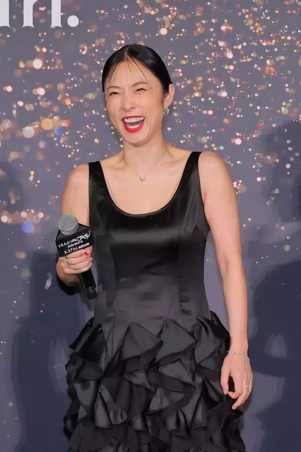 ＭＥＧＵＭＩ、退場時の爆音ＢＧＭで交際質問さえぎる！？　髙比良くるまとの交際報道後、初の報道陣の前に登場も一切言及せず