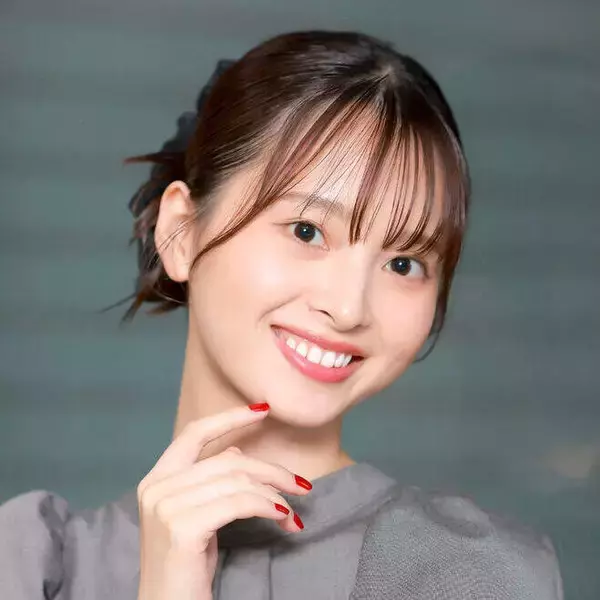 イメージ激変！３年前のブレイク女優　別人のような近影公開「綺麗すぎる」事務所入りを報告した飯沼愛