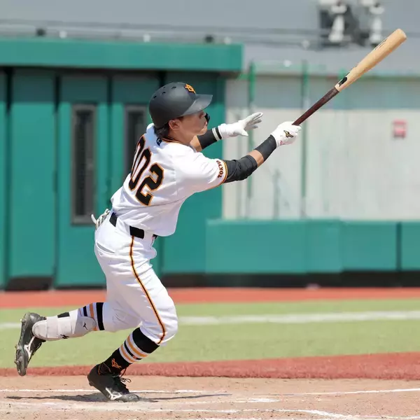 【巨人】育成・中田歩夢が２ラン含む３安打３打点！「甘い球を一球で捉えられたので良かった」　明大に逆転勝利…３軍戦結果