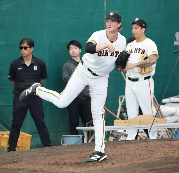 【巨人】杉内俊哉コーチも思わず「ボールがちょっと異次元」…期待の助っ人３投手が上々の調整