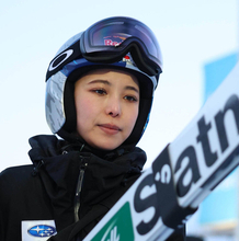 【ジャンプＷ杯】高梨沙羅　五輪後、初のＷ杯は８位　メダル２個獲得の丸山希は１３位　伊藤有希は今季自己最高の４位