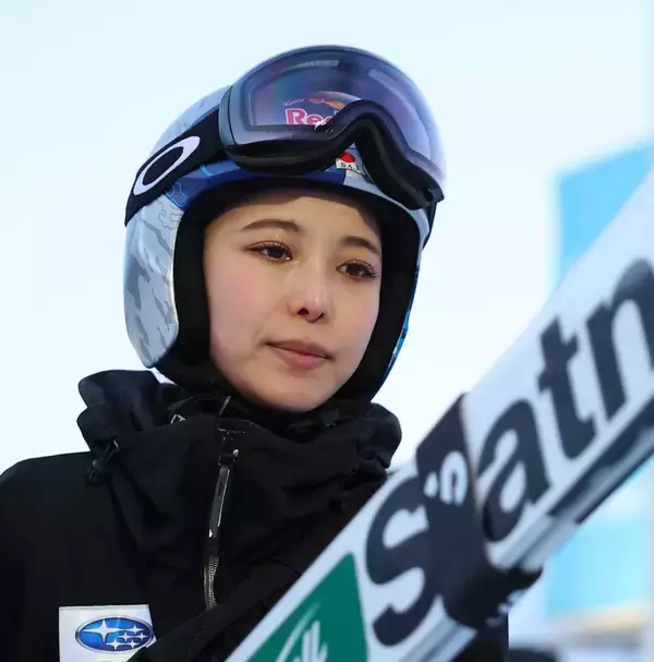 【ジャンプＷ杯】高梨沙羅　五輪後、初のＷ杯は８位　メダル２個獲得の丸山希は１３位　伊藤有希は今季自己最高の４位