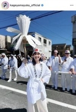 “お祭り女”影山優佳、伊勢神宮「お木曳」に参加「歌わせていただく場面も」白装束姿に「お似合い」「笑顔が良き」「リスペクト」