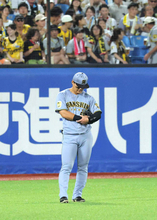 【阪神】前川右京、まさかの落球で適時失策　初回にも悪送球…プロ初勝利目指す下村海翔は直後に同点打許す
