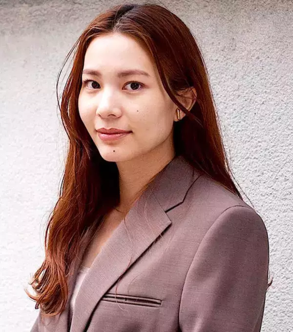 難波の地下街でお正月イベント開催　中友香氏による書き初めライブパフォーマンスも