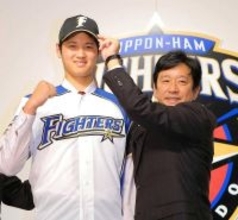 “英樹の部屋”で番記者が知った栗山英樹監督の孤独　「俺が悪い」に込められた思考…野球殿堂入り