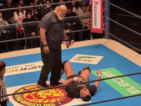 ウルフアロン、「シングル」２連敗…反則＆乱入「プロレスの洗礼」浴びまくり…無言で消える…３・４後楽園ドン・ファレに敗れ「ＮＪＣ」初戦敗退