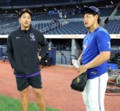 岡本和真と菅野智之が試合前に交流　巨人時代のチームメート　前日の直接対決は１打数無安打１四球