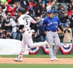 Ｗソックス・村上宗隆、日米通算２５０本塁打も「通過点ですし、まだまだ打ちたい」…試合前には岡本和真と交流、会話の内容は