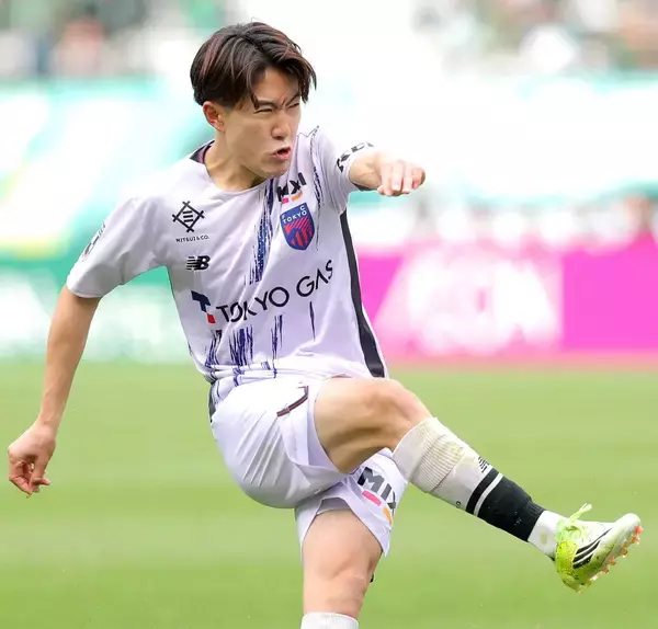 「英国遠征帰りのＭＦ佐藤龍之介が先発　韓国代表から帰還のＧＫキムスンギュも…ＦＣ東京と町田による“東京対決”の２戦目」の画像