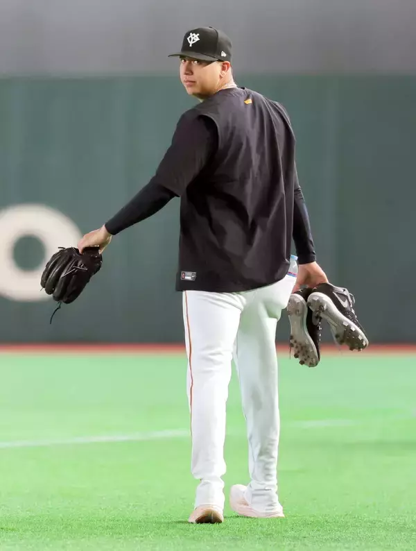 【巨人】１６０キロ右腕・マタが１軍合流　１１日のヤクルト戦で来日初先発へ　１日の２軍戦で４回無失点の好投