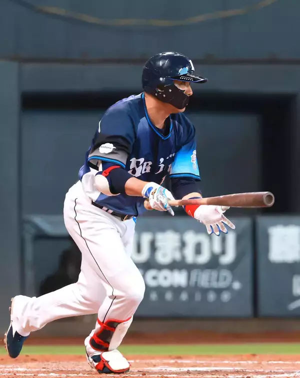 【西武】今季で引退の栗山巧が同期の中村剛也に並ぶ２３年連続安打　「この緊張感こそが…最高やな」