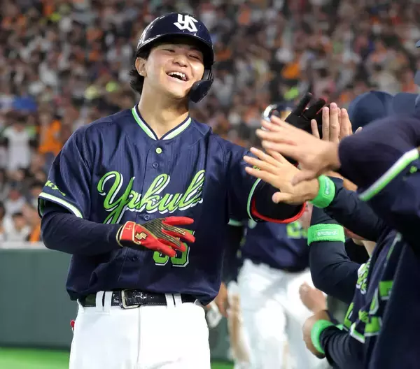 【ヤクルト】Ｖへ吉兆！？１２球団最速の２０勝到達　鈴木叶がプロ初本塁打　奥川恭伸が今季初勝利