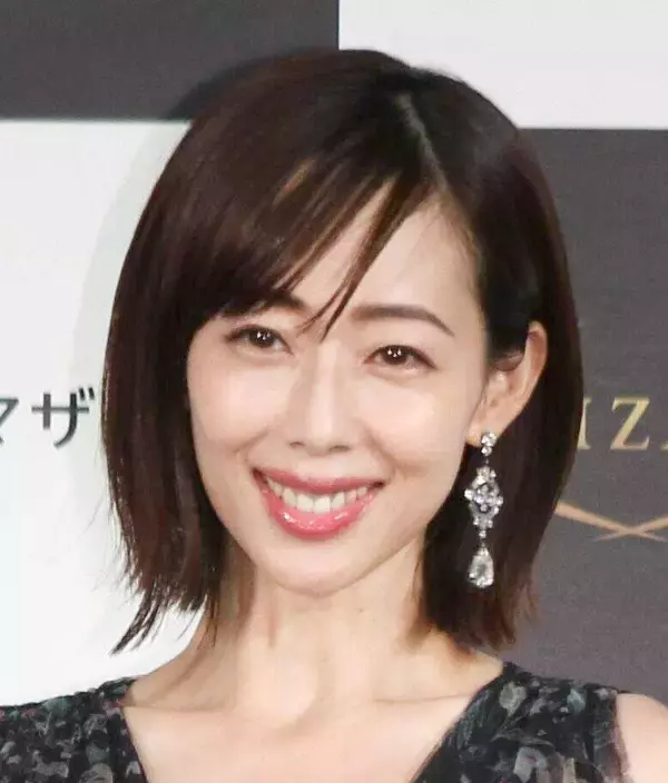 ４６歳・井上和香のノーメイクが「めっちゃ可愛い」映画監督の夫が顔出しの家族ショットも話題！２年前に出産