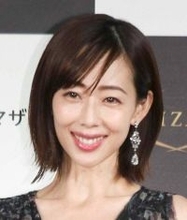 ４６歳・井上和香のノーメイクが「めっちゃ可愛い」映画監督の夫が顔出しの家族ショットも話題！２年前に出産
