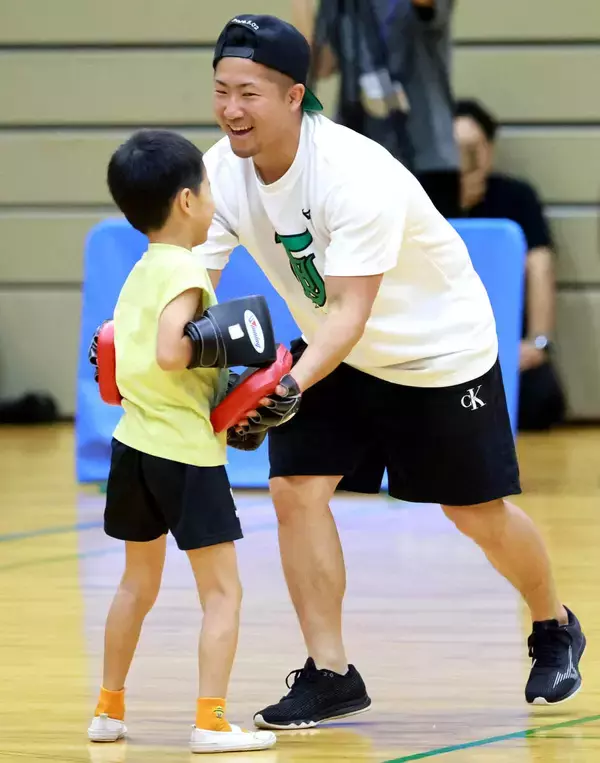 【ボクシング】井上拓真「兄のように」４団体統一に意欲、天心との再戦に兄・尚弥は「ボクシングの幅は全然勝っている」と太鼓判