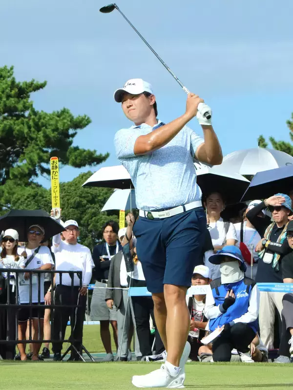 【男子ゴルフ】韓国出身の３４歳イ・サンヒが初優勝！　賞金２０００万円を獲得　２位が８度の苦労人が悲願