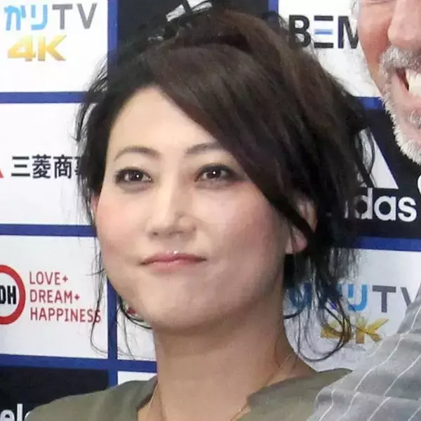 ５３歳・友近　ホッソリ激やせ！「体重落ちましたわよ」ファン驚き「お痩せになったな〜」「え！？一瞬別の方かと」