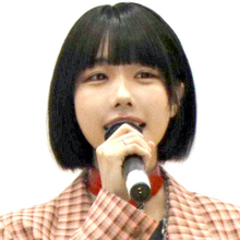 あのちゃん、池田エライザとのツーショットを公開！「お揃いキーホルダープレゼントしてくれてハッピーだった日」