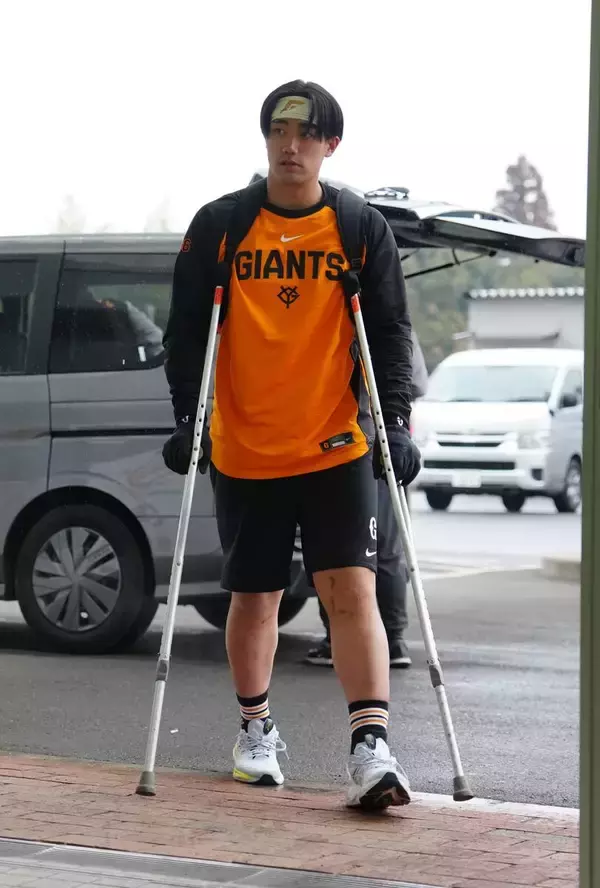 【巨人】三塚琉生が故障班に合流　２日の２軍キャンプ練習中に負傷　「左足関節捻挫」と診断