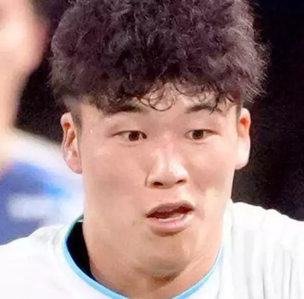 【Ｊ１百年構想リーグ】ガウル新監督の広島　開幕戦で３得点勝利　新加入ＦＷ鈴木章斗も移籍後初ゴール　