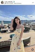 “令和の峰不二子”キャミワンピ姿が「色気たっぷり」「信じられないほど美しい！！」　阿部なつきの近影に反響
