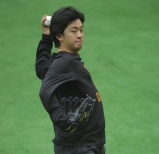 【巨人】北浦竜次がＧ球場初練習「レベルの高い球団でやれることに喜び」前日本ハムの最速１５２キロ左腕